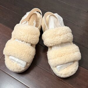 UGG Women's Cream Fuzzy Slippers